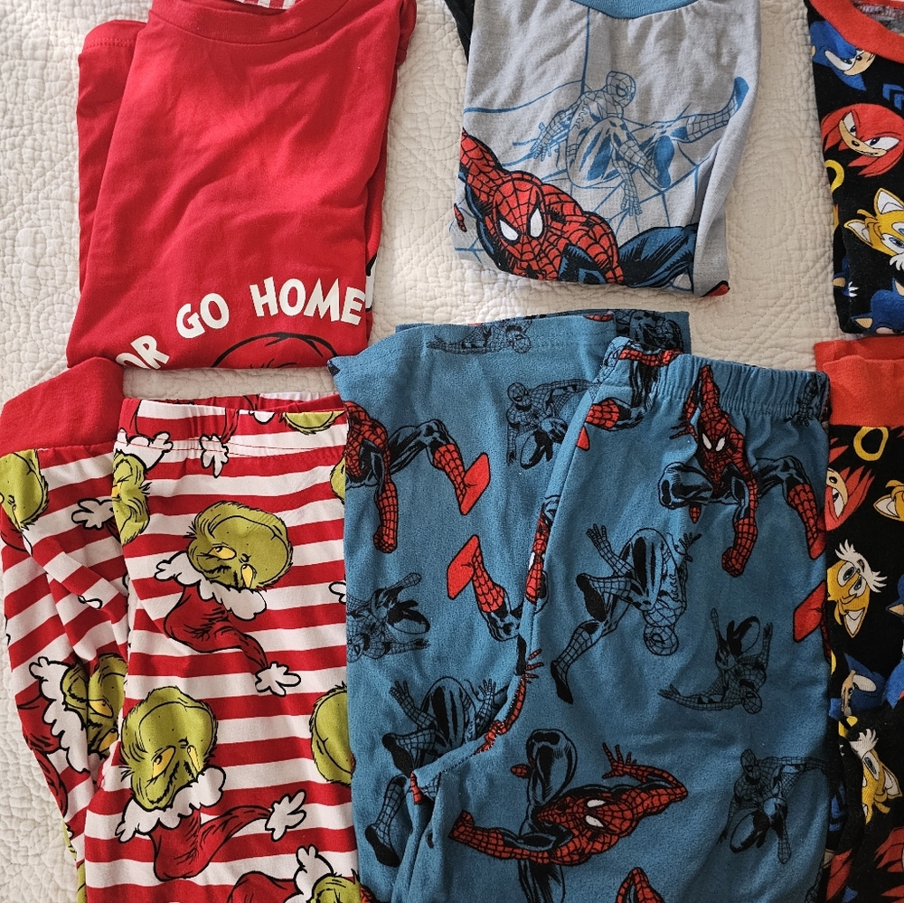 Boys Pajamas Set Size 10 Spiderman Grinch Super Mario Pants Shirt